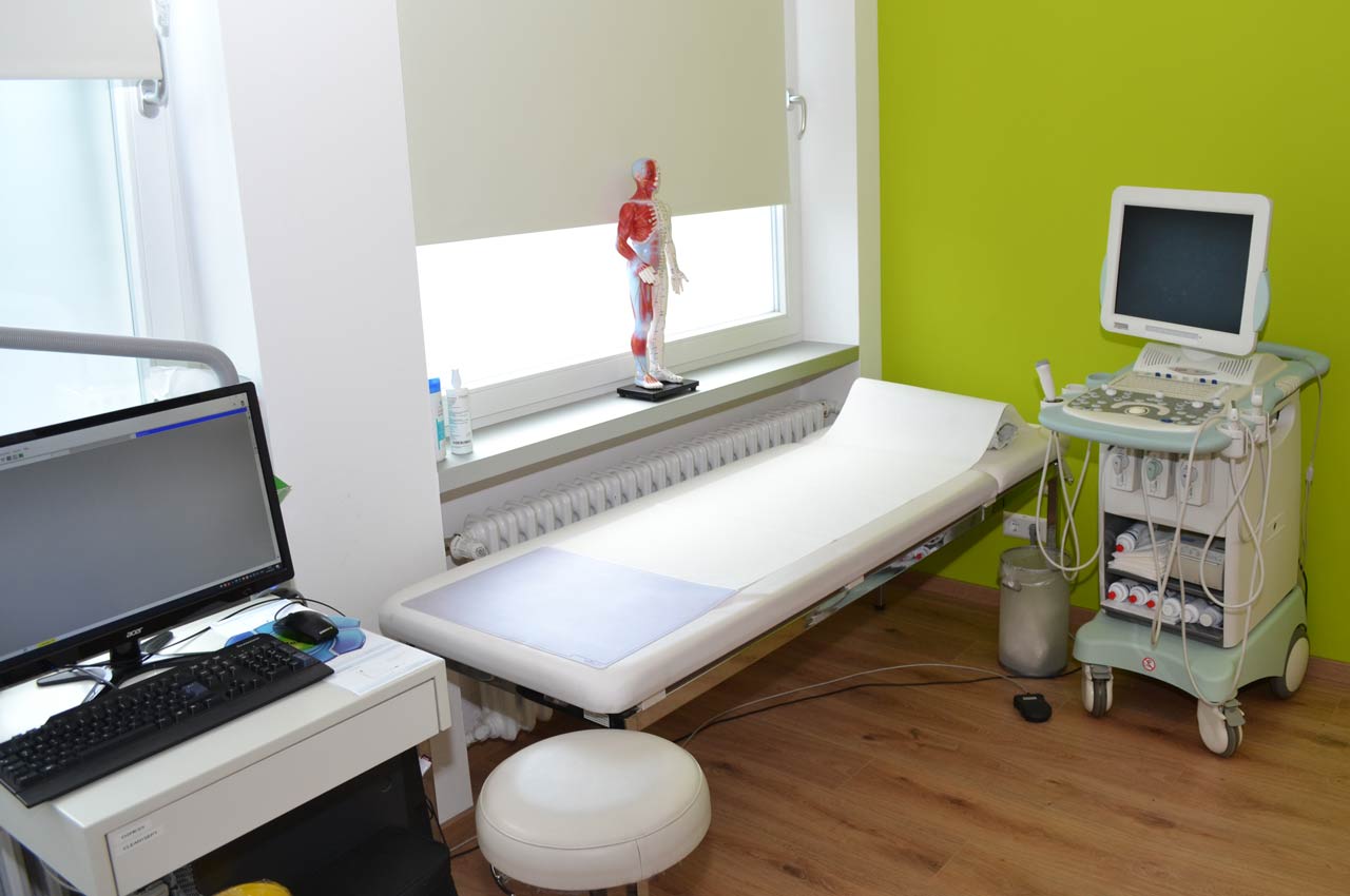 Behandlungszimmer Praxis Dr. Spingler